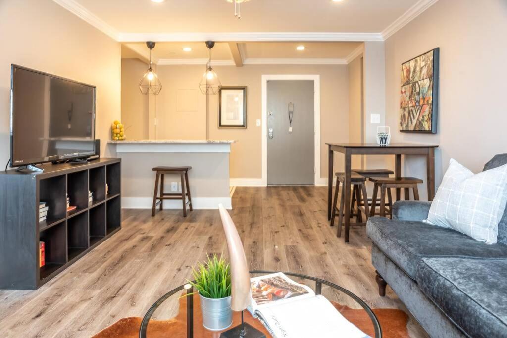 Heart Of Downtown 2Bd 1Free Parking View! Lm1008 애틀랜타 외부 사진